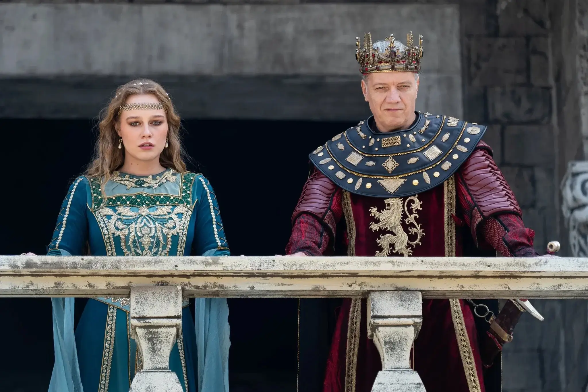 Любовь и трон сегодня премьера нового турецкого сериала! 6 кадр из сериала